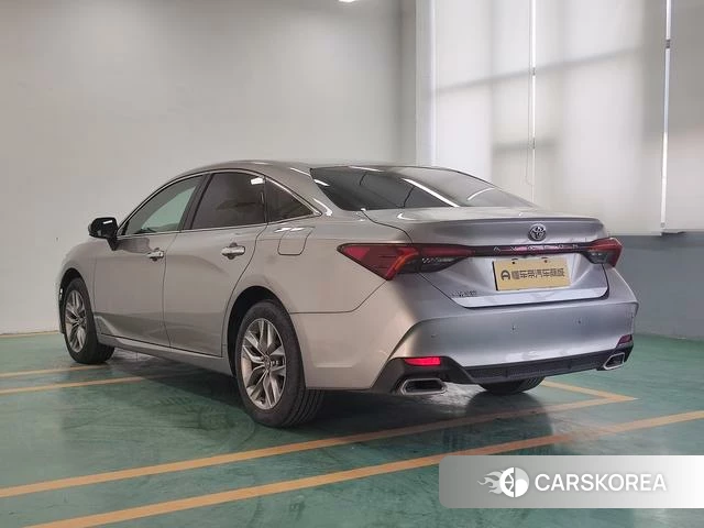 Toyota Asian dragon 2022 Серебристо-серый из Китая, фото 5
