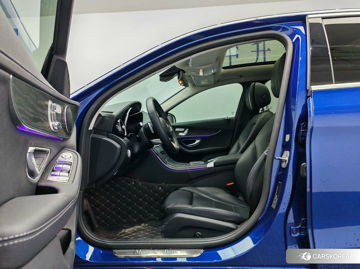 Mercedes-Benz Class C 2020 Синий из Китая, фото 5