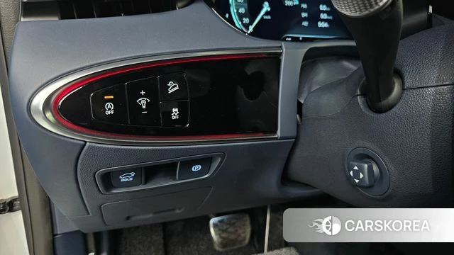 Genesis GV70 2023 Белый из Кореи, фото 5