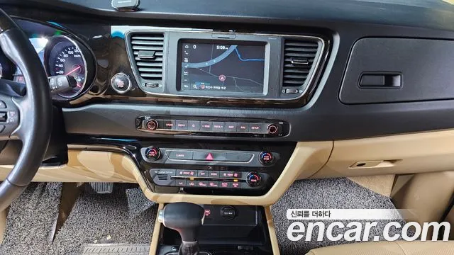 Kia The New Carnival id 2712878 из Кореи 5