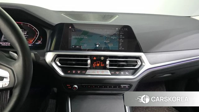 BMW 3 Series (G20) 2021 Белый из Кореи, фото 5