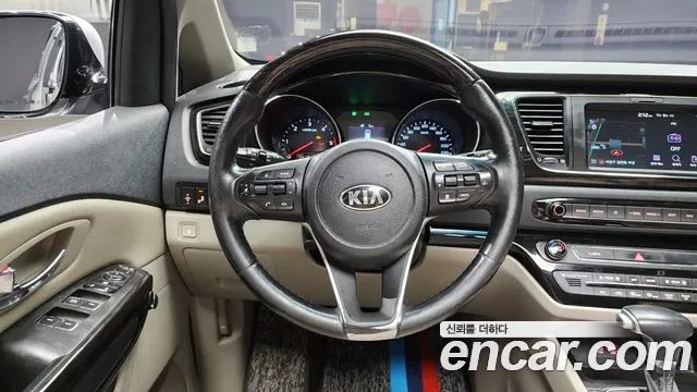 Kia The New Carnival 2018 Серебряный из Кореи, фото 5