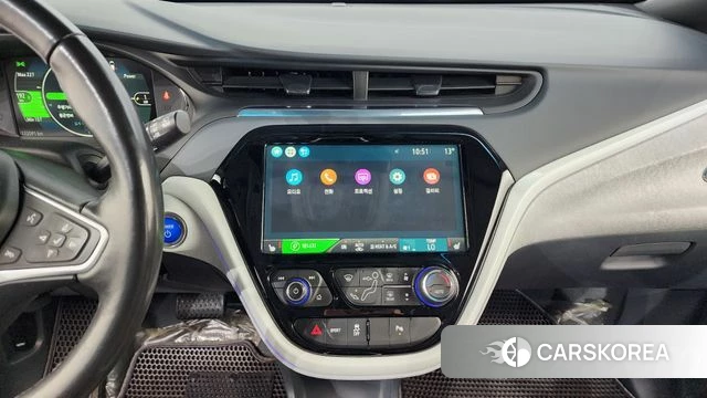 Chevrolet (GM Daewoo) Bolt EV 2018 Светло-серебряный цвет из Кореи, фото 5