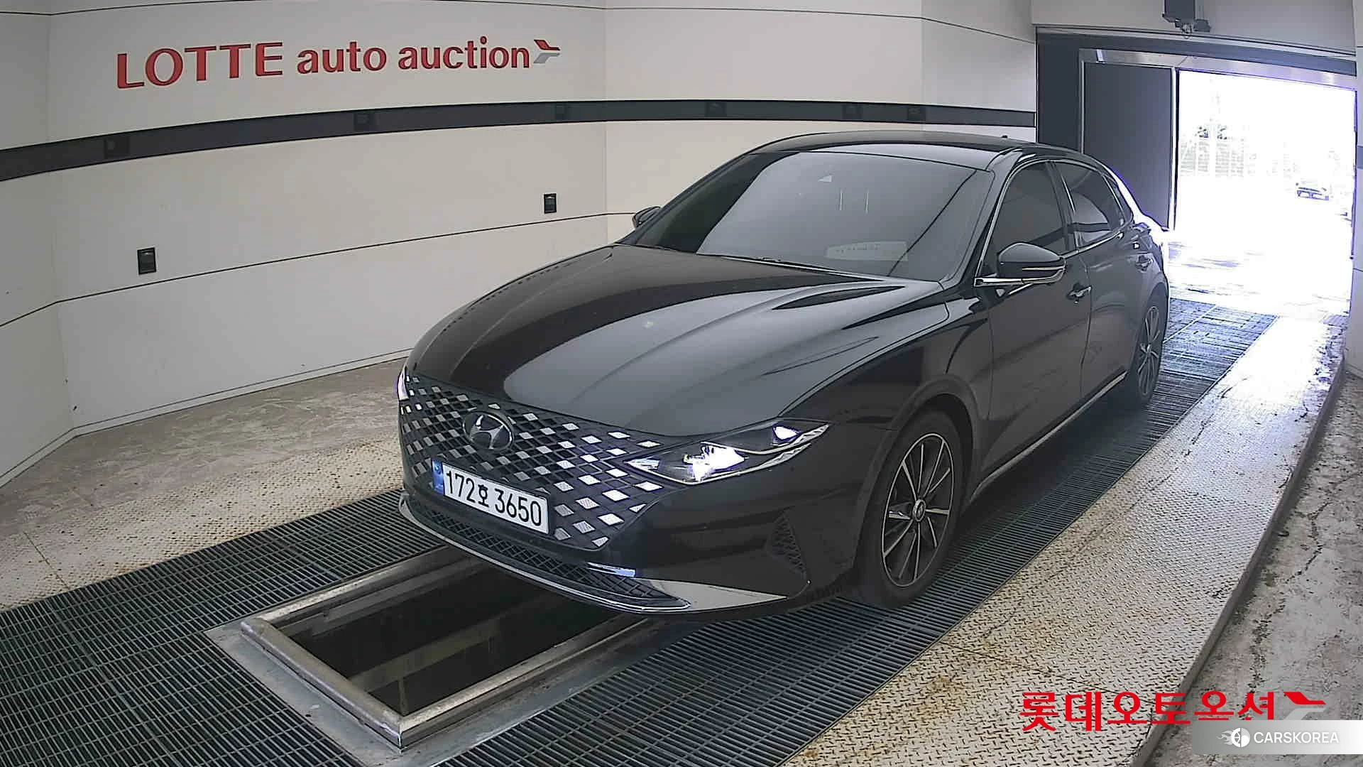 Hyundai Grandeur 2023 Abyss Black Pearl из Кореи, фото 5