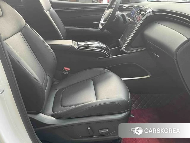 Hyundai Tucson 2022 Белый из Китая, фото 5