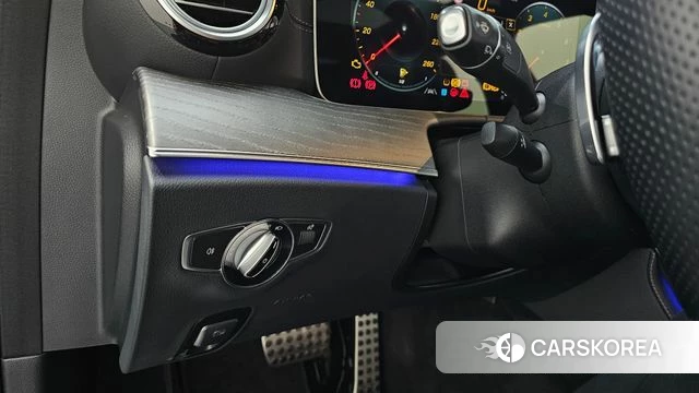 Mercedes-Benz E-Class W213 2021 Черный из Кореи, фото 5