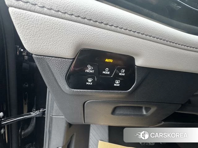 Volkswagen Tourang 2023 Черный из Китая, фото 5