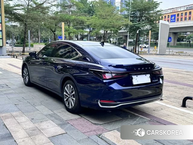 Lexus ES 2025 Синий из Китая, фото 5