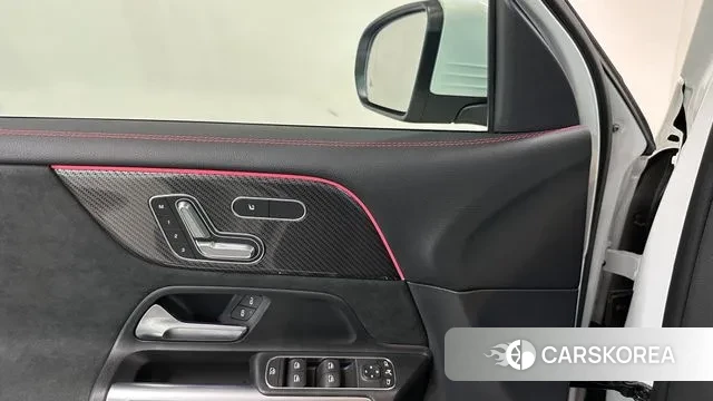 Mercedes-Benz GLB-Class X247 2024 Белый из Кореи, фото 5