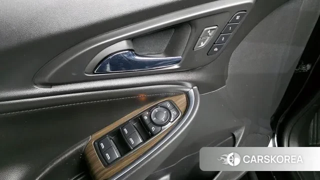 Chevrolet (GM Daewoo) All New Malibu 2018 Черный из Кореи, фото 5