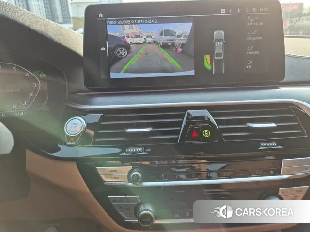 BMW 5 Series (G30) 2022 Белый из Кореи, фото 5