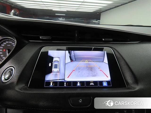 Cadillac XT4 2023 Белый из Кореи, фото 5