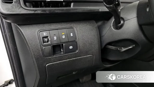 Hyundai Staria 2021 Белый из Кореи, фото 5