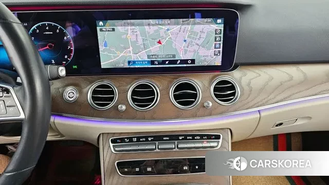 Mercedes-Benz E-Class W213 2020 Песочный из Кореи, фото 5