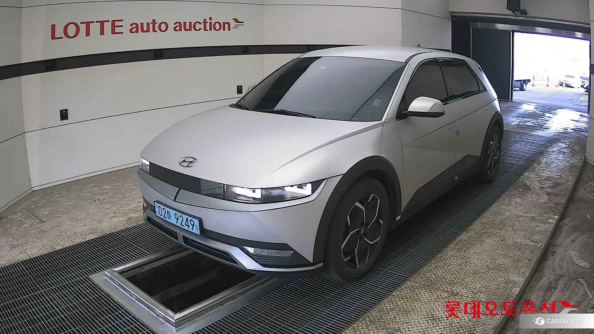 Hyundai IONIQ 5 2022 Gravity Gold Mat из Кореи, фото 5