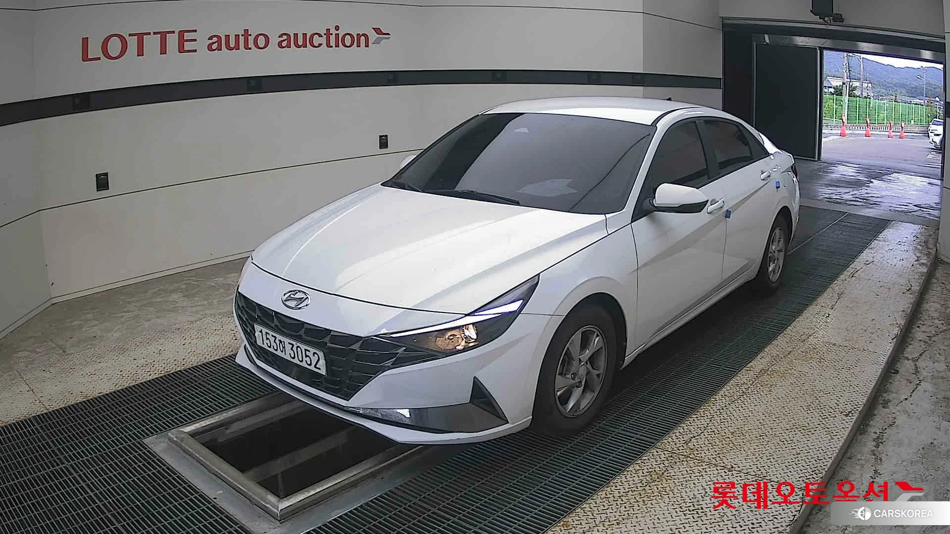 Hyundai Avante 2021 Polar White из Кореи, фото 5