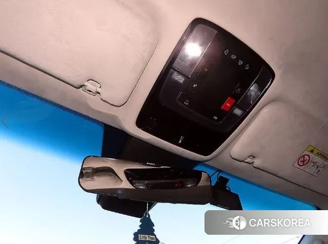 Hyundai Staria 2022 Белый из Кореи, фото 5