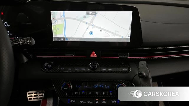 Hyundai The New Avante (CN7) 2024 Серебристо-серый из Кореи, фото 5