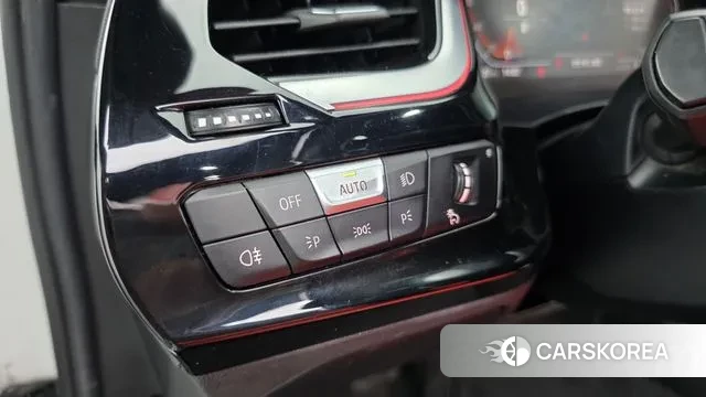 BMW Z4 (G29) 2021 Белый из Кореи, фото 5