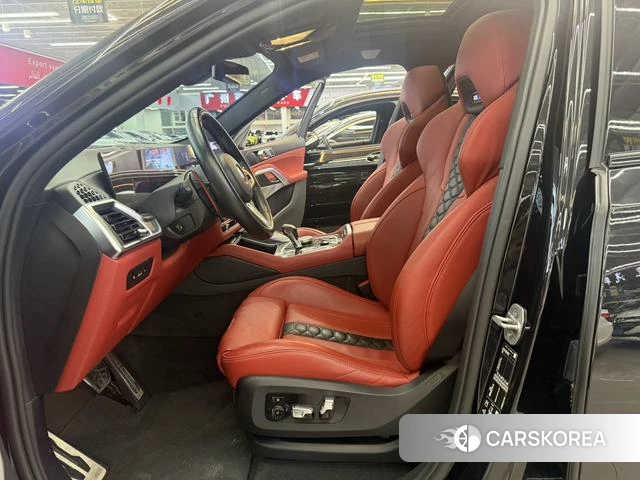 BMW X6 M 2023 Черный из Китая, фото 5