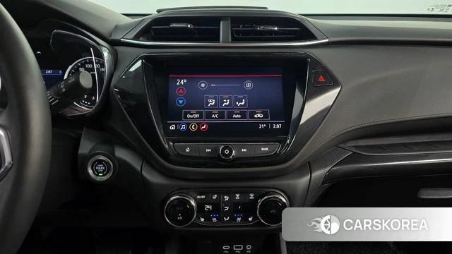 Chevrolet (GM Daewoo) Trailblazer 2021 Белый из Кореи, фото 5