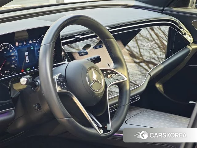 Mercedes-Benz E-class PHEV 2024 Черный из Китая, фото 5