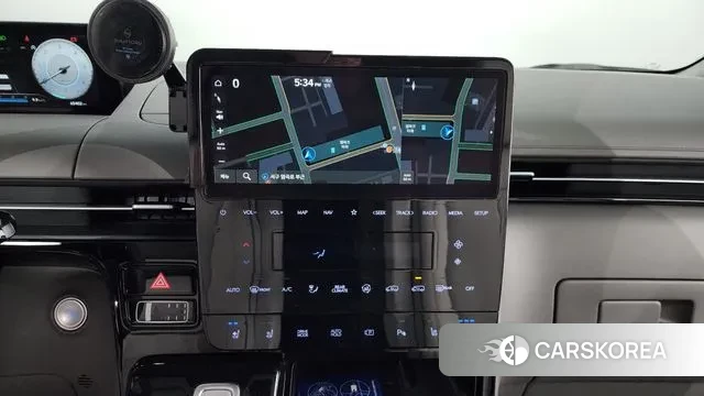 Hyundai Staria 2022 Белый из Кореи, фото 5