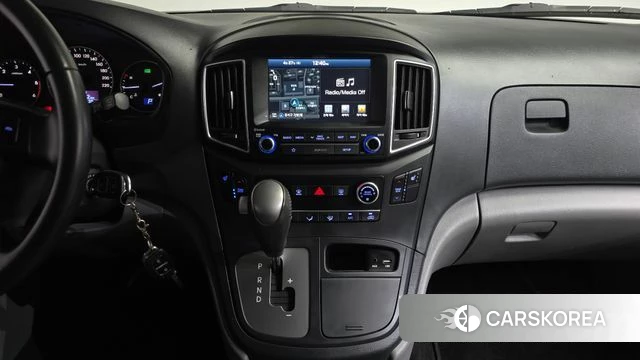 Hyundai The New Grand Starex 2018 Черный из Кореи, фото 5