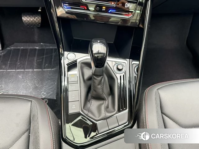 Volkswagen Tanyue 2021 Темно-серый из Китая, фото 5