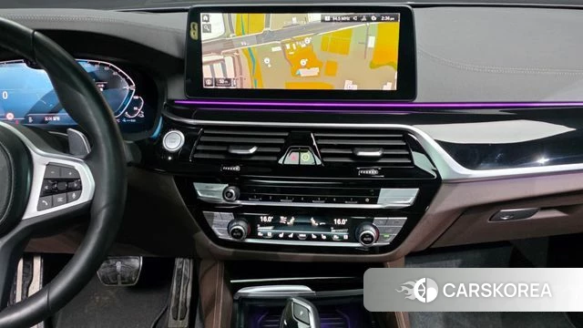 BMW 5 Series (G30) 2022 Черный из Кореи, фото 5