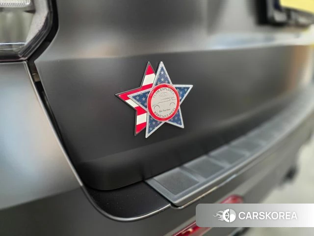 Ford Explorer 6th Generation 2024 Черный из Кореи, фото 5