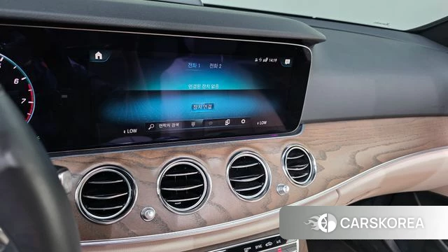 Mercedes-Benz E-Class W213 2023 Белый из Кореи, фото 5