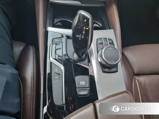 BMW 5 Series (G30) 2019 Синий из Кореи, фото 5