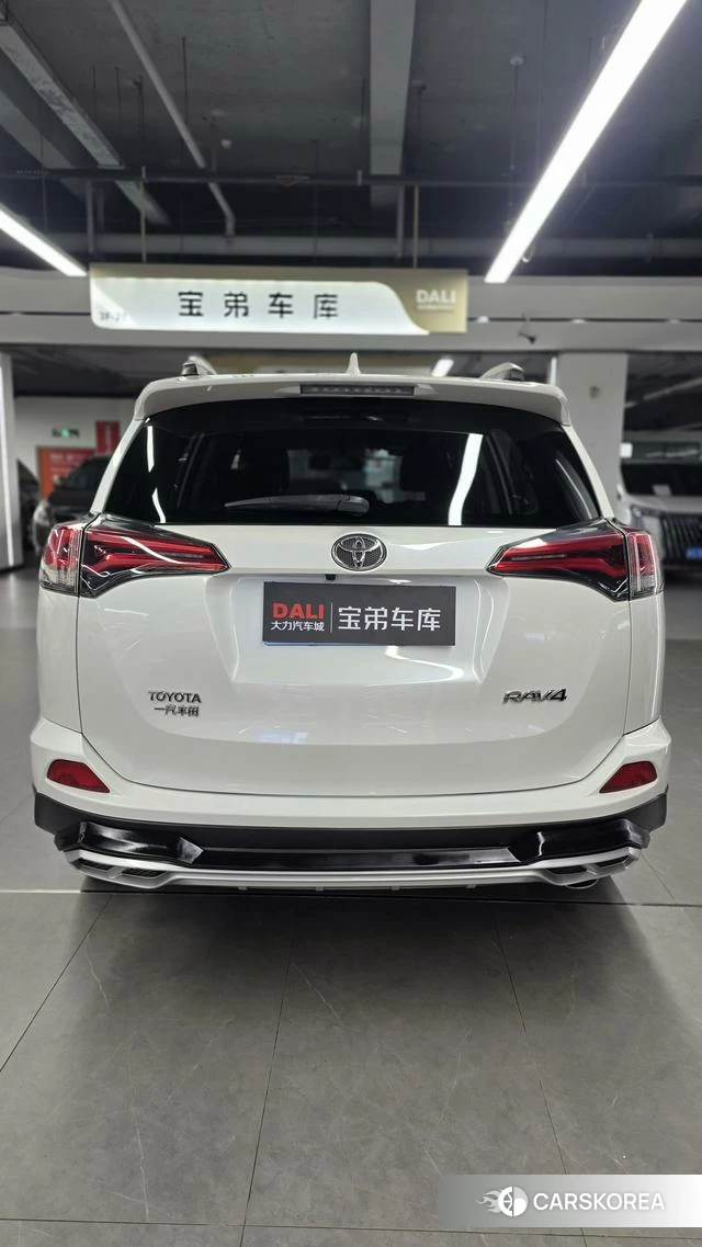 Toyota RAV4 Rongfang 2019 Белый из Китая, фото 5