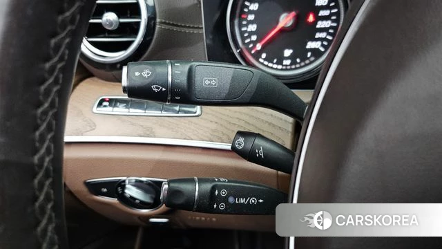 Mercedes-Benz E-Class W213 2018 Серый из Кореи, фото 5