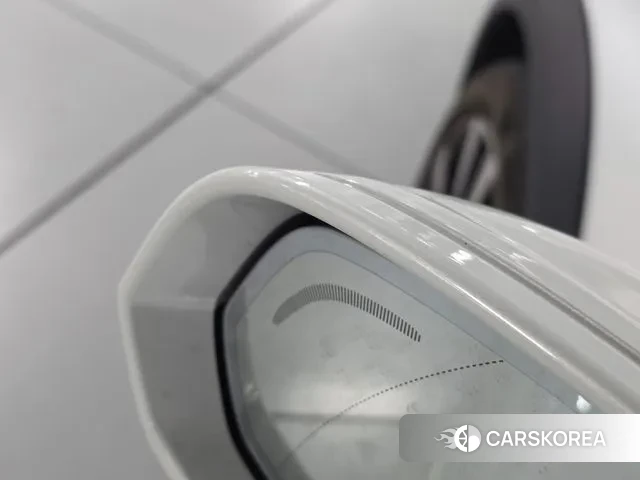 Volvo V60 Cross-Country 2nd Generation 2022 Белый из Кореи, фото 5