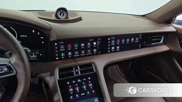 Porsche Taycan 2021 Белый из Кореи, фото 5