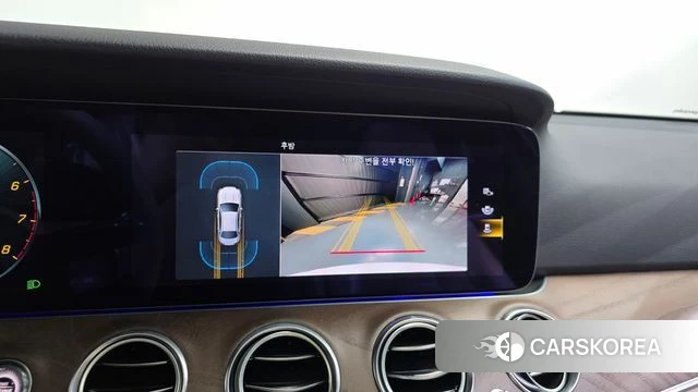 Mercedes-Benz E-Class W213 2021 Белый из Кореи, фото 5