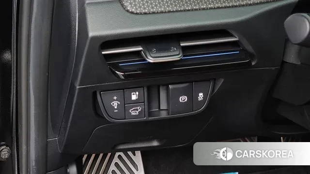 Kia EV6 2022 Черный из Кореи, фото 5