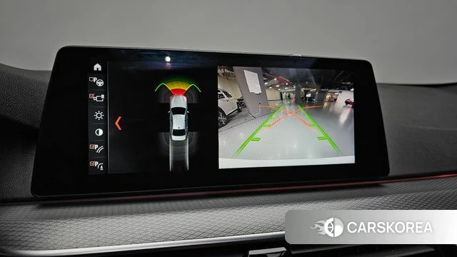 BMW 5 Series (G30) 2018 Белый из Кореи, фото 5