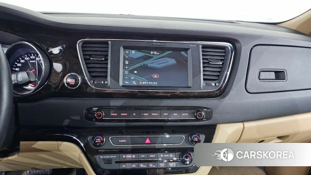 Kia The New Carnival 2018 Белый из Кореи, фото 5