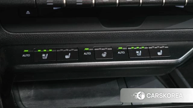 Lexus UX250h 2019 Песочный из Кореи, фото 5
