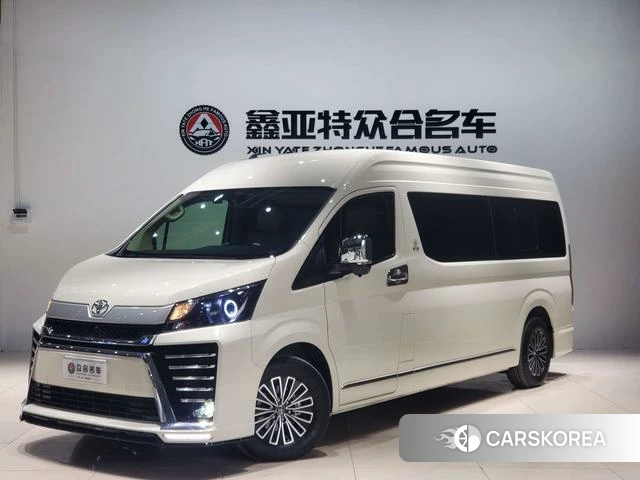 Toyota Hiace 2022 Белый из Китая, фото 5