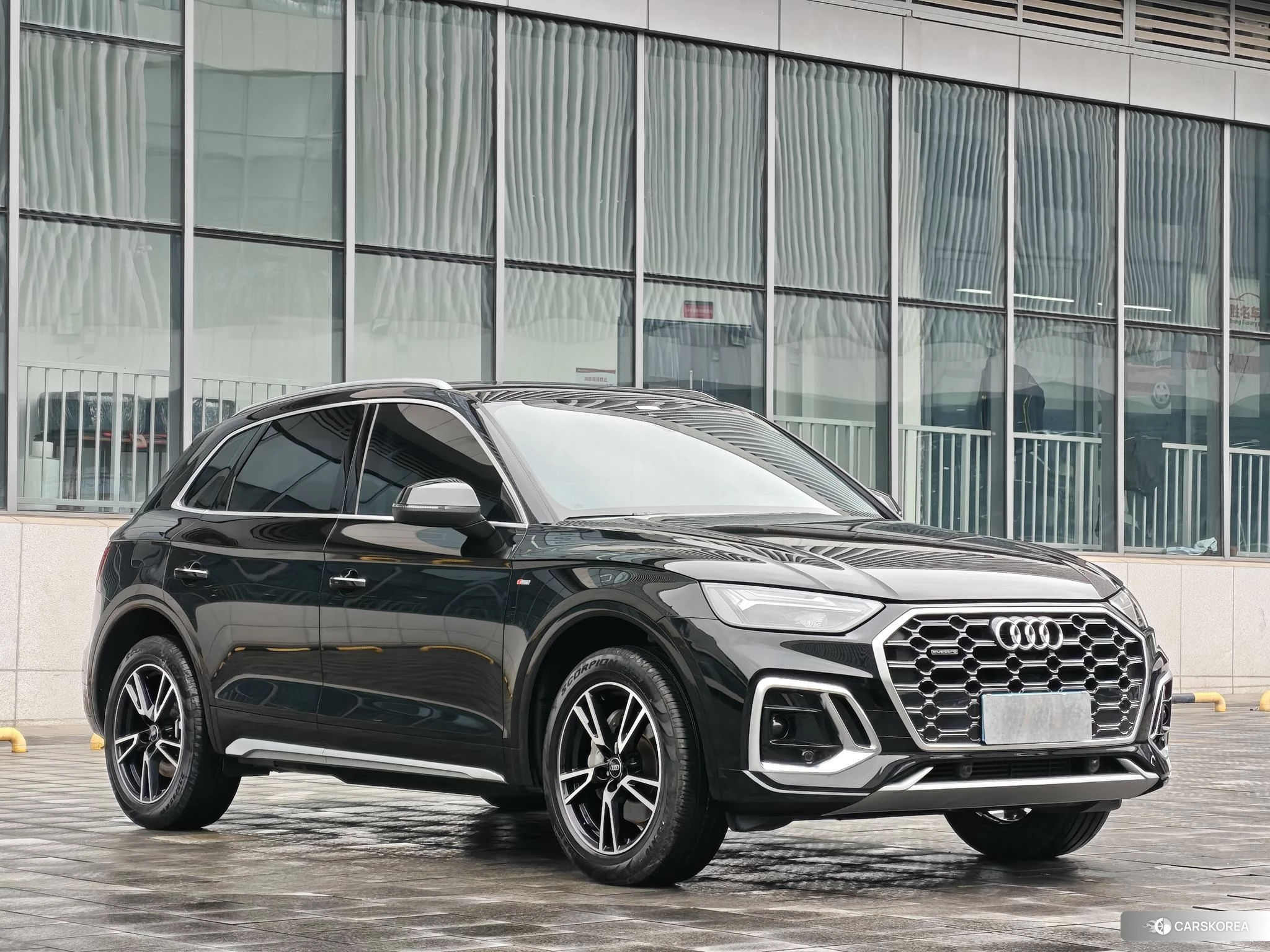 Audi Q5L 2023 Черный из Китая, фото 5