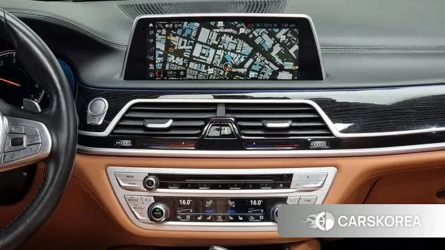 BMW 7 Series (G11) 2018 Черный из Кореи, фото 5