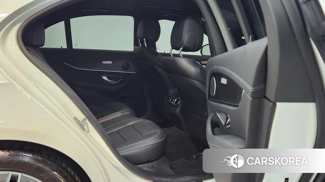 Mercedes-Benz E-Class W213 2023 Белый из Кореи, фото 5