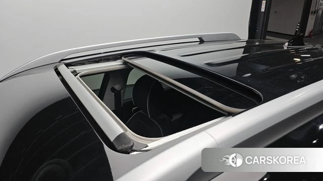 Hyundai Venue 2023 Черный из Кореи, фото 5