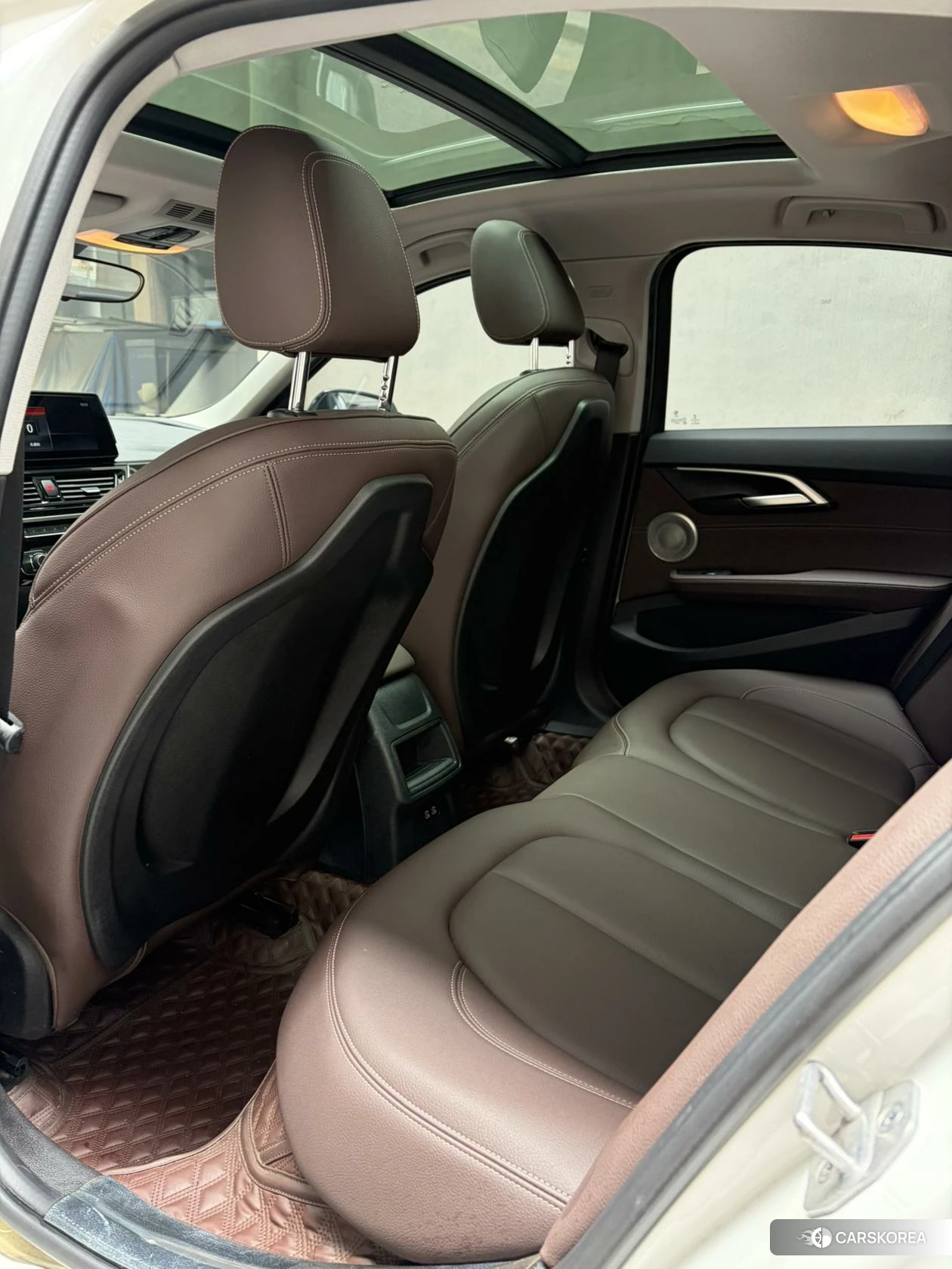 BMW 1 series 2020 Белый из Китая, фото 5
