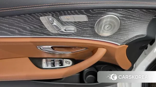 Mercedes-Benz E-Class W213 2021 Белый из Кореи, фото 5