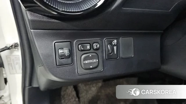 Toyota Prius C 2018 Белый из Кореи, фото 5